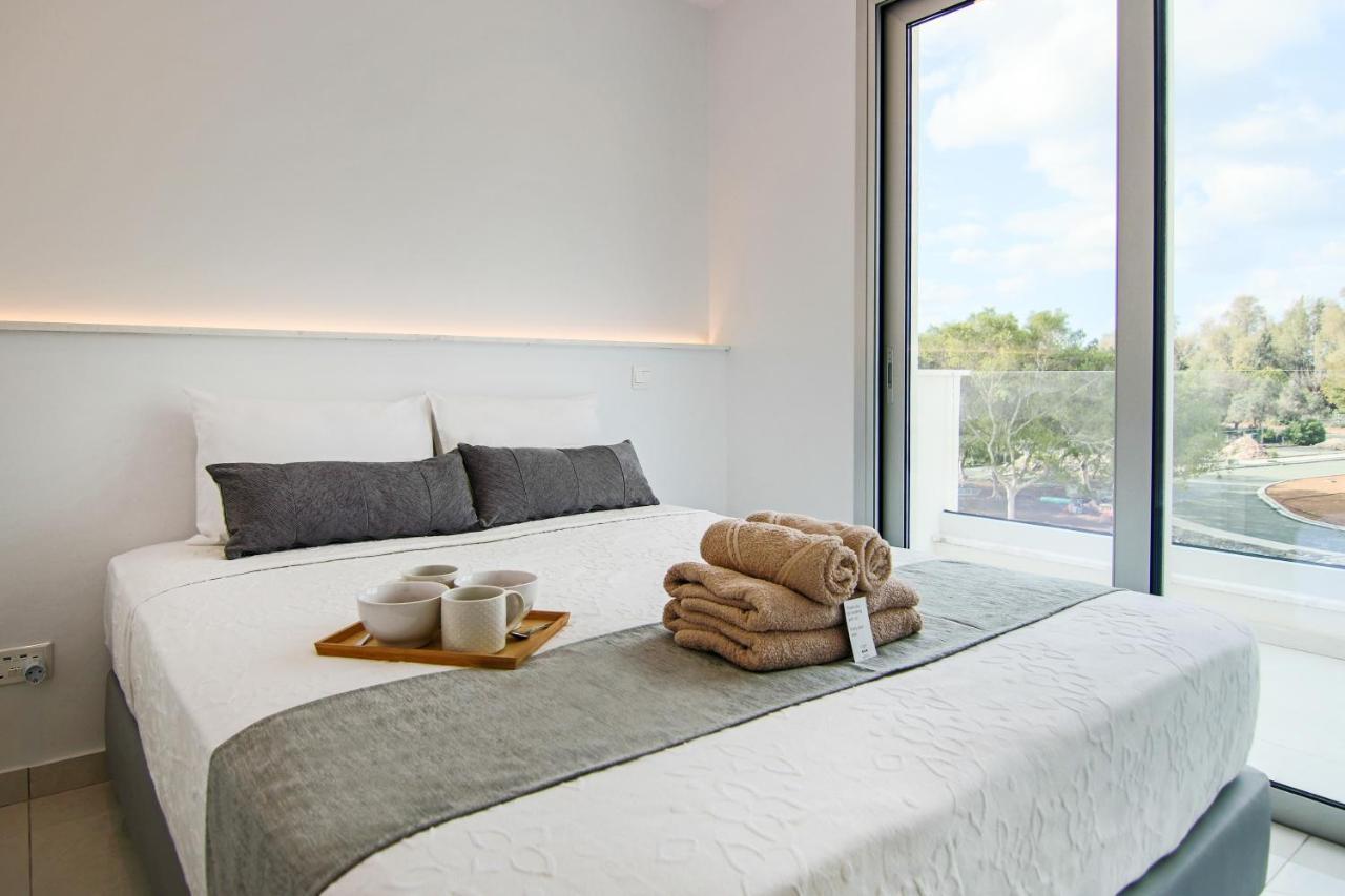 Phaedrus Living - Seaside Executive Flat Harbour 204 Apartment Paphos Exterior photo